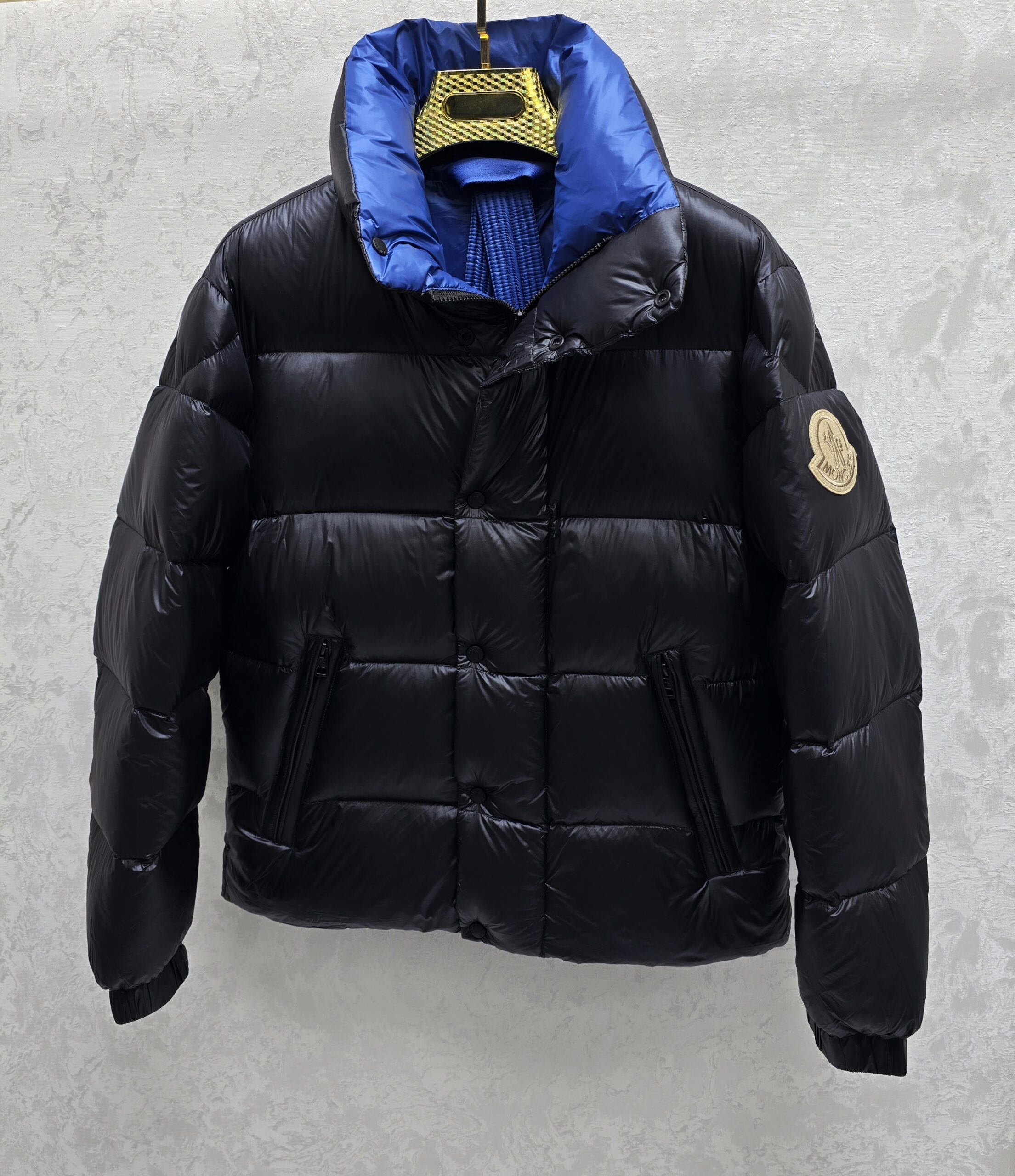 IMG_3345 Пуховик Moncler — изображение 1