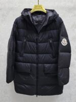Удлиненный пуховик Moncler