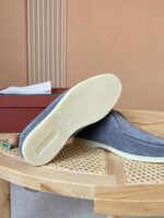 Замшевые лоферы с натуральным мехом — изображение 6