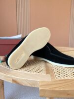 Замшевые лоферы с натуральным мехом — изображение 6